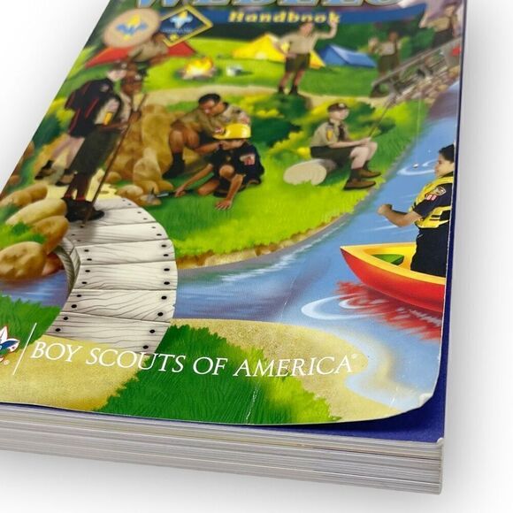 Boy Scout Cub Scout Webelos Handbook 2011 Used Good - Picture 2 of 5